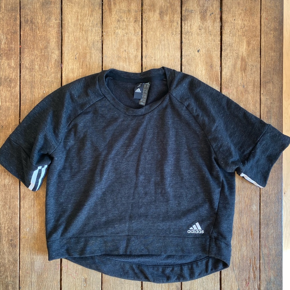 Adidas | Women's Crop Top Size Medium